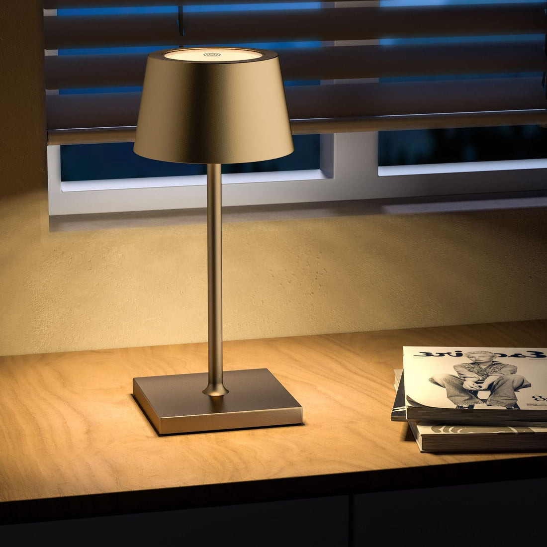 DuraGlow – Wireless Mini Table Lamp with Rechargeable Battery and Dimming Function