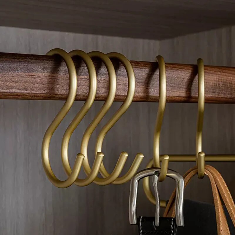 HookLuxe – Premium Garment Hooks